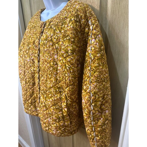 Kika Vargas Target Print Jacket 1X Womens Quilted Floral Golden Mum - Picture 3 of 7